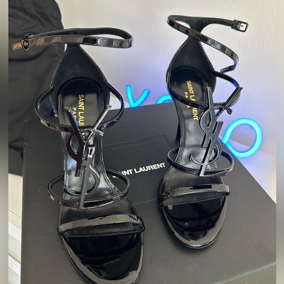 YSL Heels - CASSANDRA SANDALS IN PATENT LEATHER - Picture 2 of 10